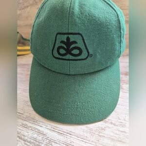 Vintage Pioneer Seed farming snapback hat, Green